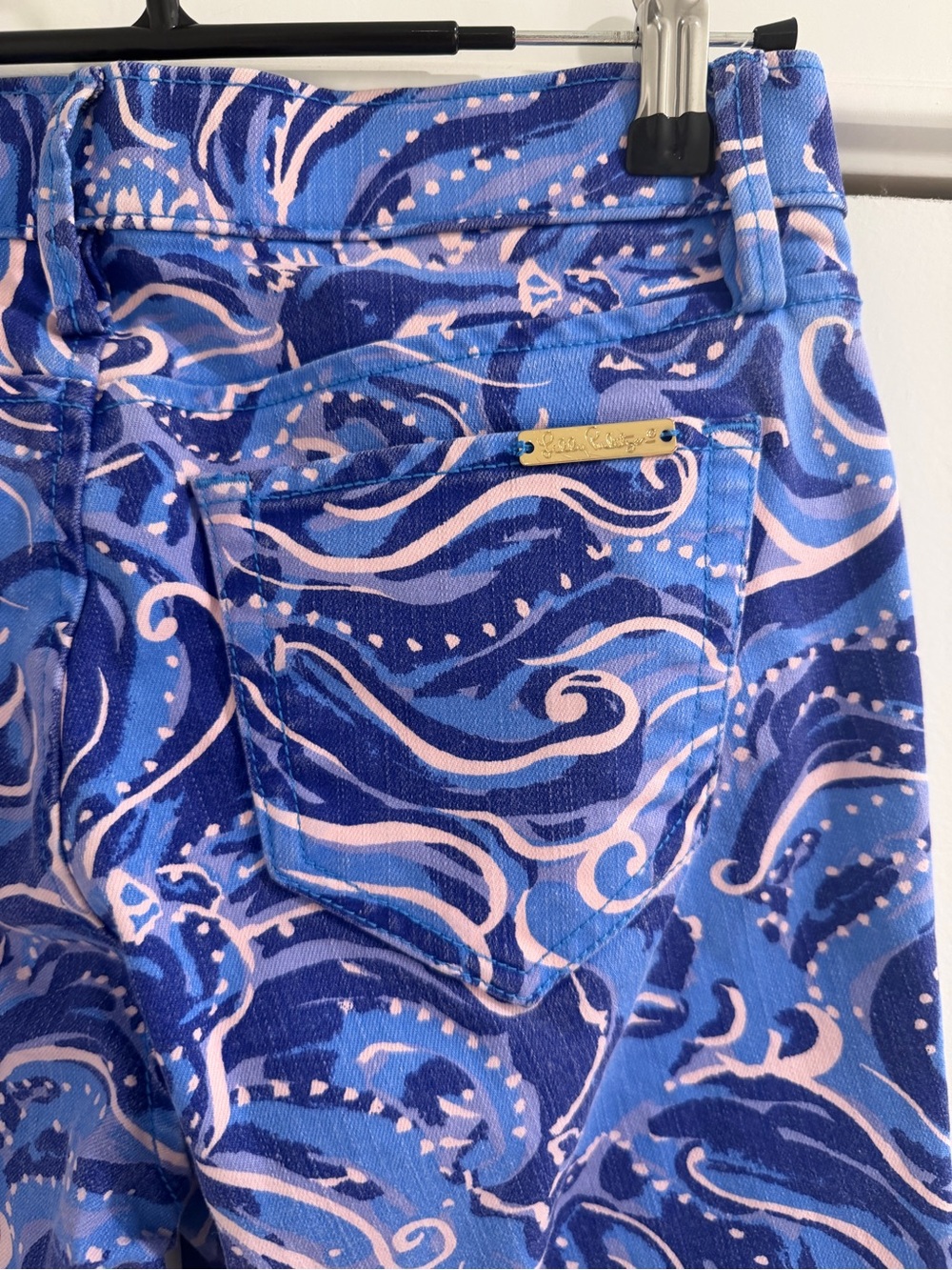 Lilly Pulitzer Blue Paisley Skinny Jeans Coastal Blue Whispurr size 2 - Picture 6 of 6